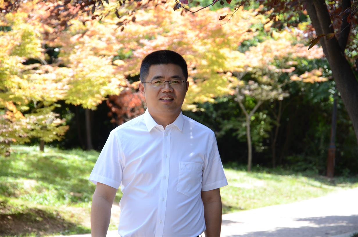 赵晓峰照片.JPG