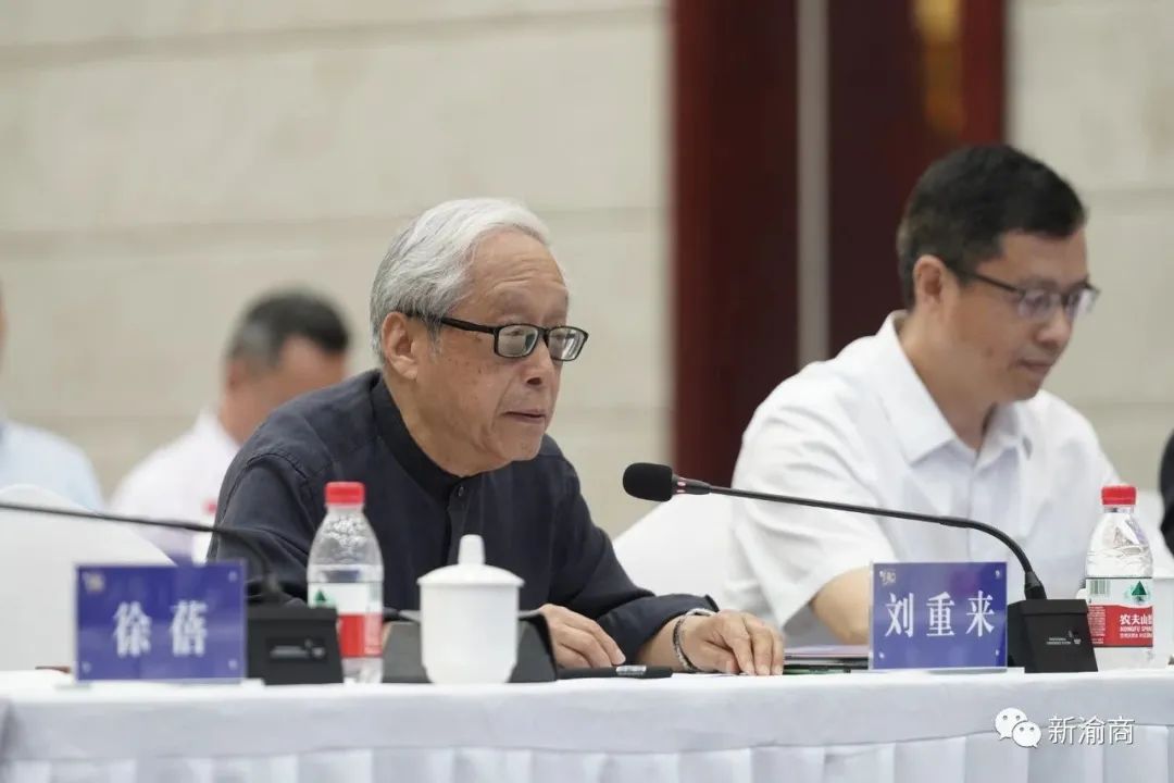 图4刘重来教授.jpg