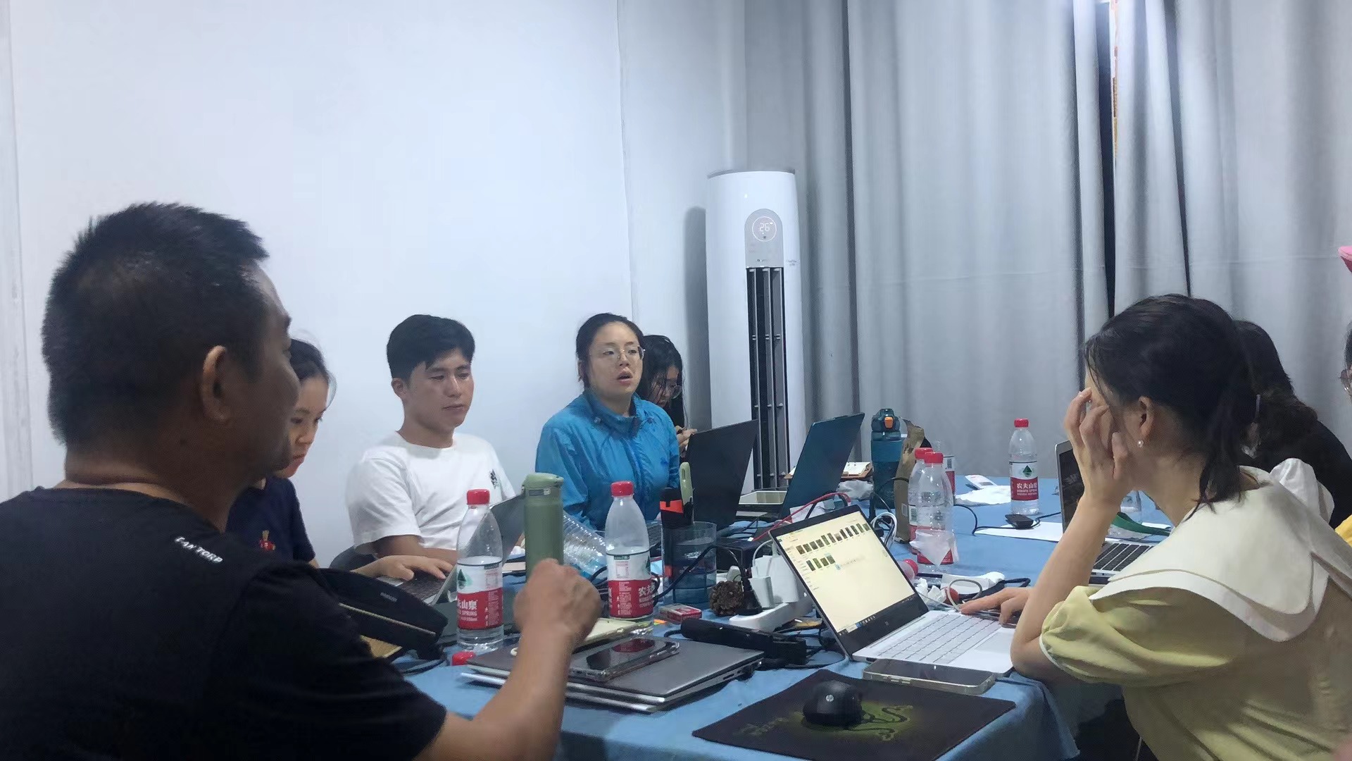 8号 整理资料.jpg