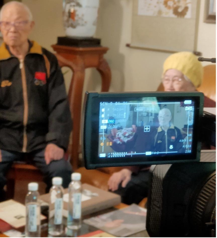 先仲虞先生讲述中.jpg